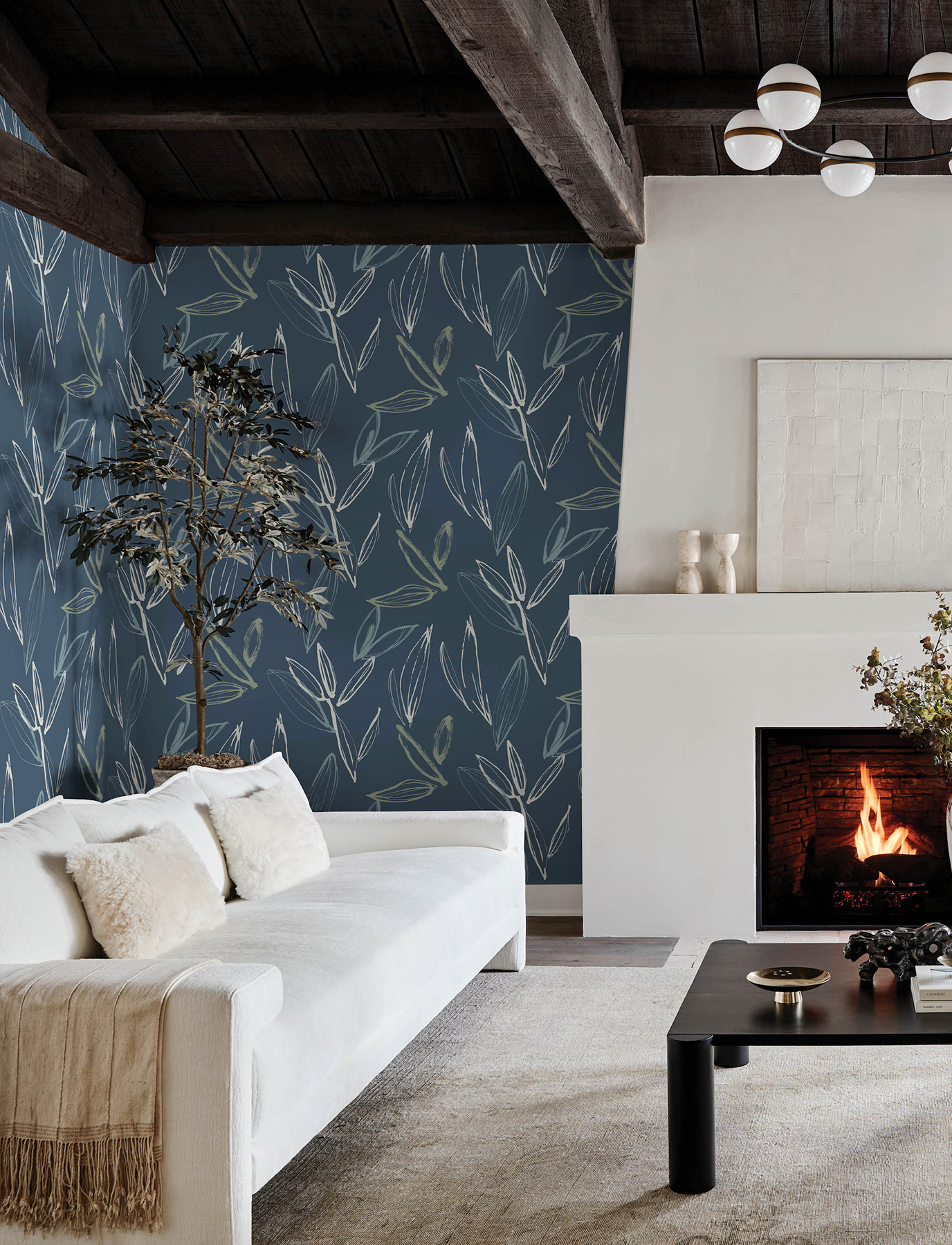 Kenia Indigo Leaf Toss Wallpaper