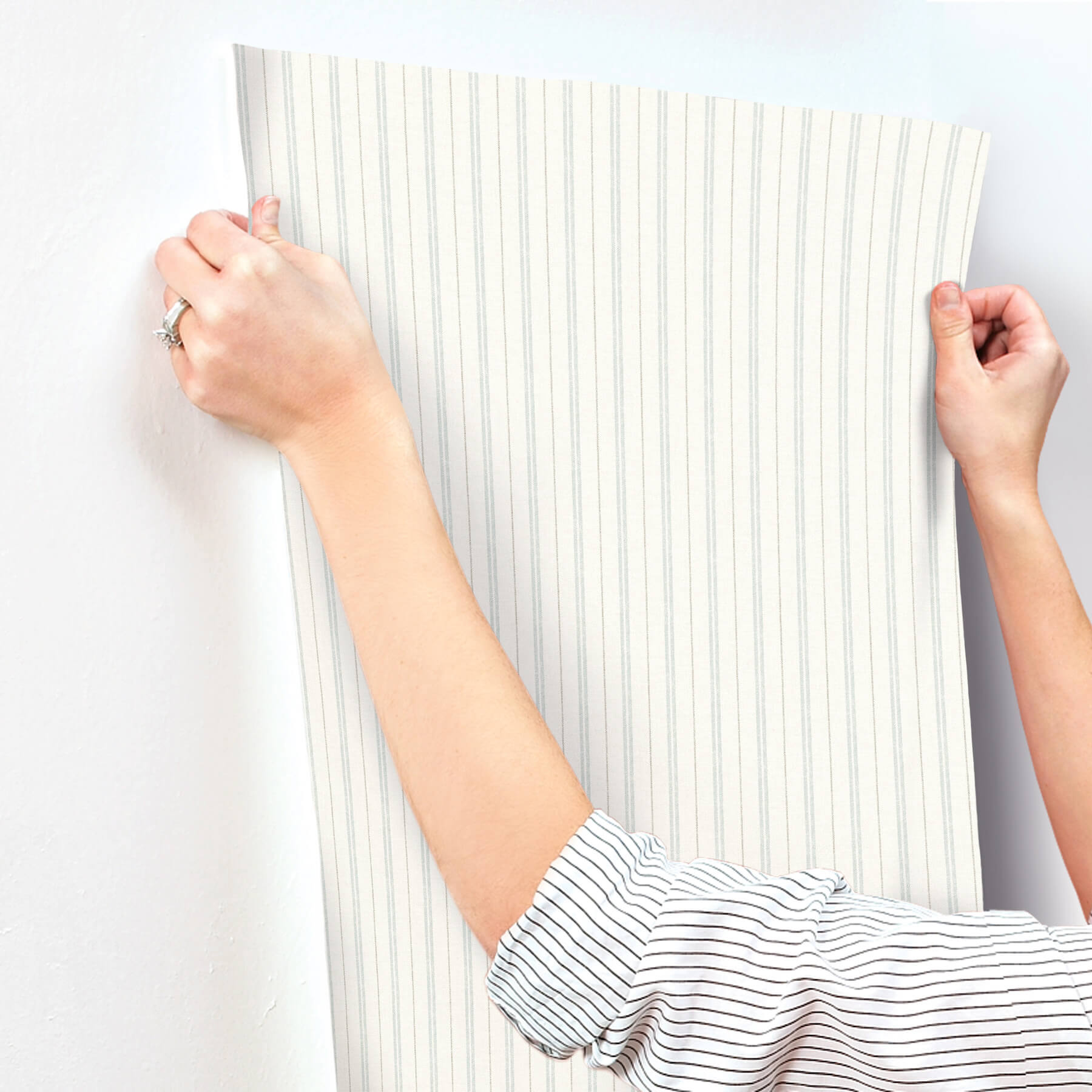 Harville Aqua Double Stripe Wallpaper