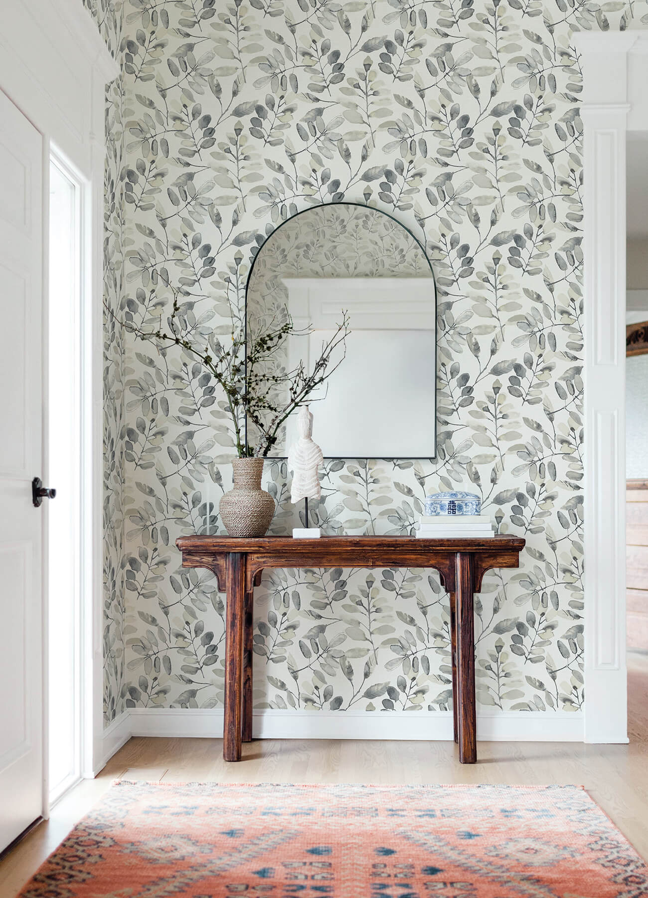 Pinnate Charcoal Leaves Wallpaper